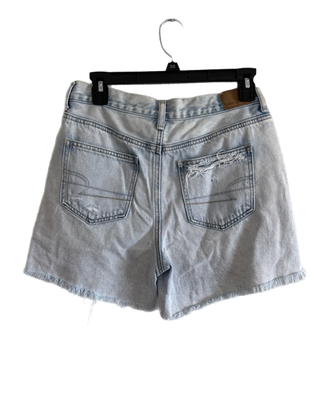 American Eagle Outfitters “Mom Shorts” Light Wash Distressed Denim Size 4 - Picture 3 of 11